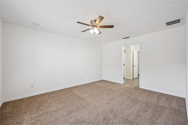 Building Photo - 1703 Sail Ct