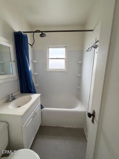 Building Photo - 68 N Fir St