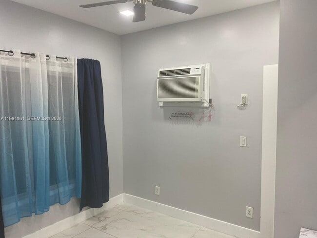 Building Photo - 2242 Polk St