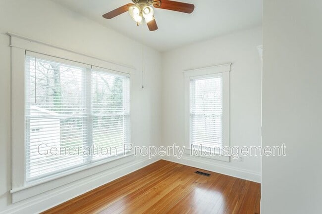 Building Photo - 1126 W Mississippi Ave