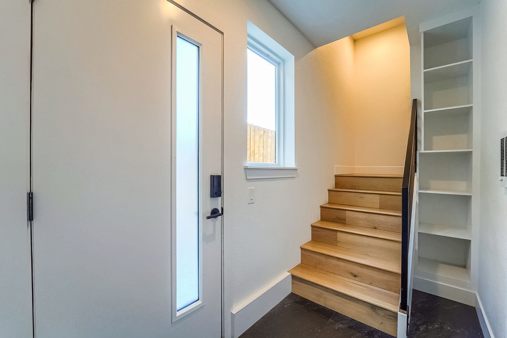 Building Photo - 2828 W 25th Ave