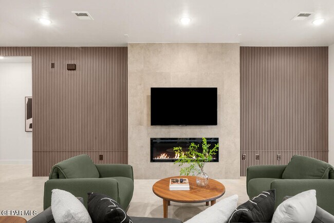 Building Photo - 828 Acton St