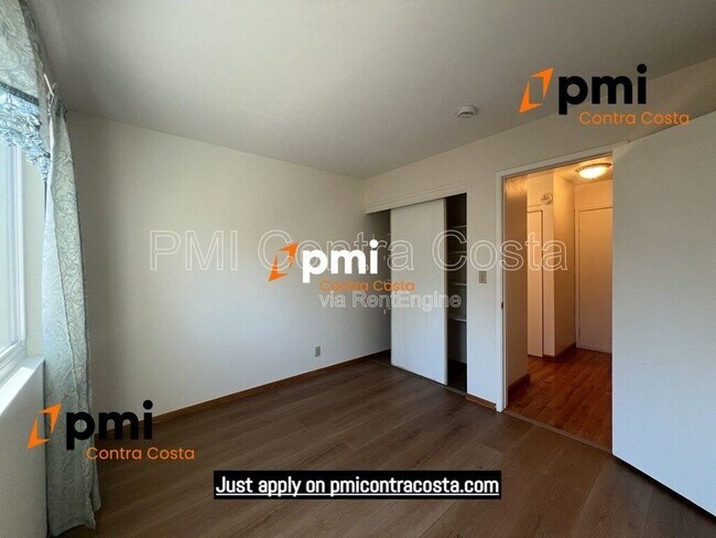 Building Photo - 2850 St Denis Dr