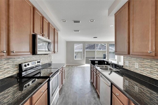 Building Photo - 7322 S Trask St