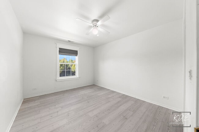 Building Photo - 2612 Lundquist Dr