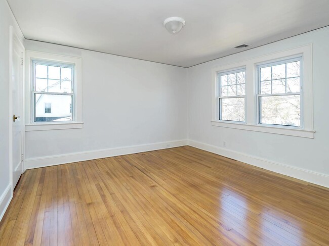 Building Photo - 80 Highland Ave