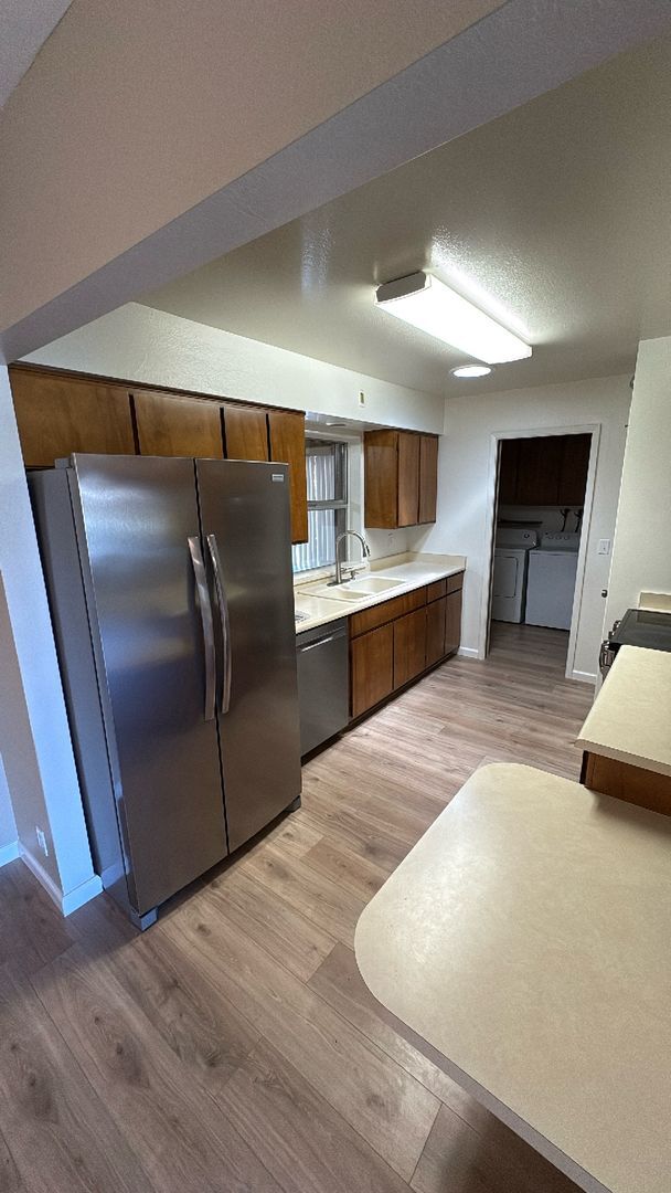 Building Photo - 2 Bed 2 Bath Home in Sunland Village- Loca...
