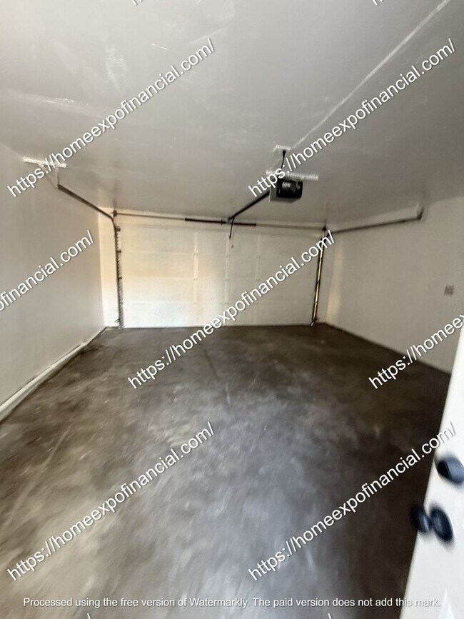 Building Photo - Nice Home For Rent