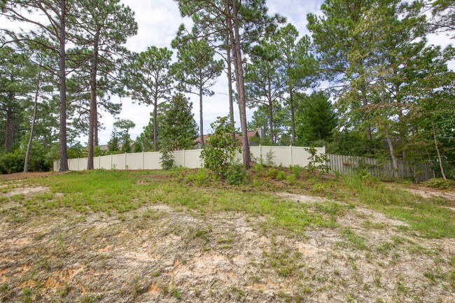 Building Photo - 1790 Longleaf Dr E