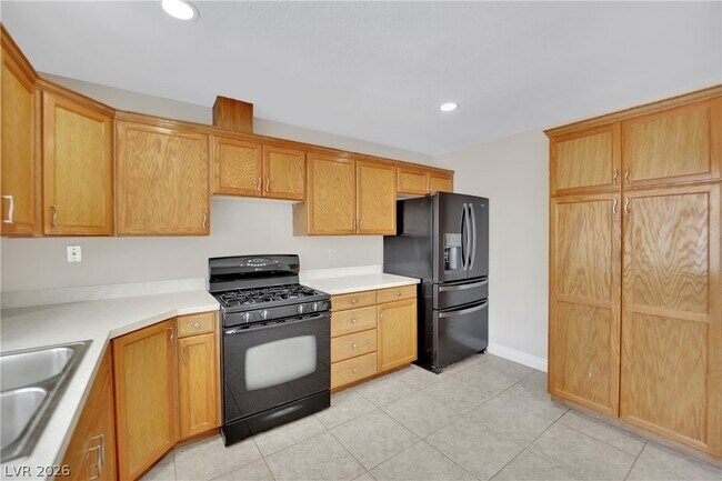 Building Photo - 7156 Enterprise Dr
