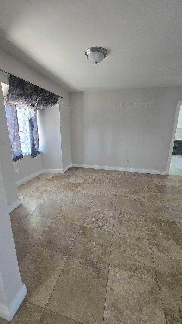 Building Photo - House FOR RENT in Bonita!! Pool and views.
