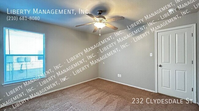 Building Photo - 232 Clydesdale St