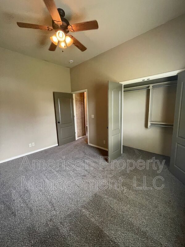 Building Photo - 15624 S Birch Ave