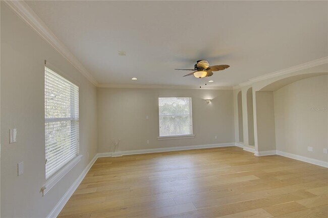Building Photo - 916 Mills Estate Pl