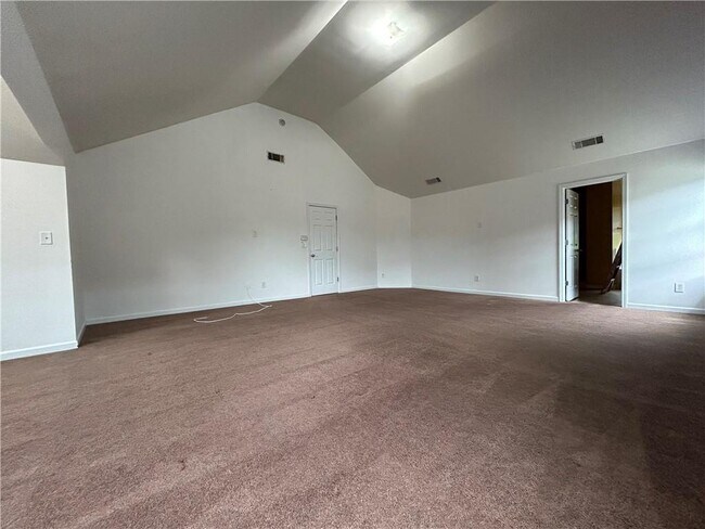 Building Photo - 1040 Baltic Way