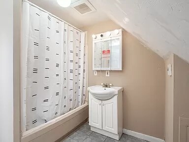 Building Photo - 599 N Montello St