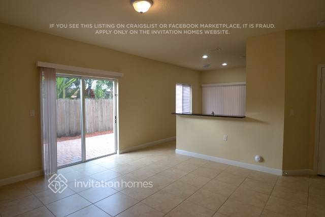 Building Photo - 2248 SW 147 Path