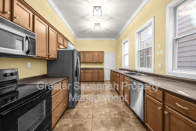 Building Photo - 2307 Whitaker St