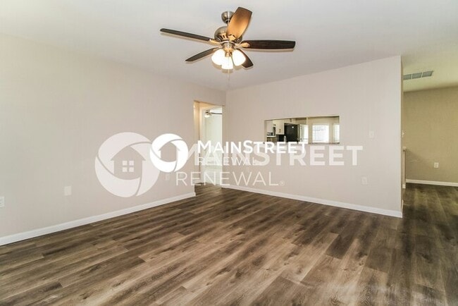 Primary Photo - 3 Bedroom Pet-Friendly Home in DELAND, FL ...