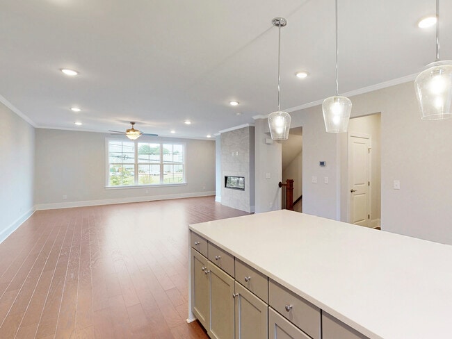 Building Photo - 3070 Poppy Ln