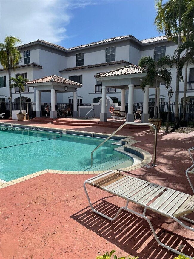 Building Photo - 711 SW 148th Ave