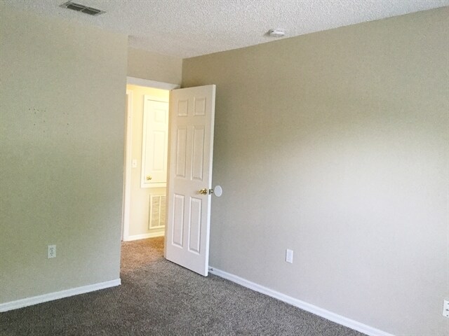 Building Photo - 1099 Welch Hill Cir