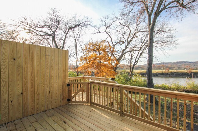 Building Photo - Lovely rental in Nashville with great views of the Cumberland River!  Coming Soon!