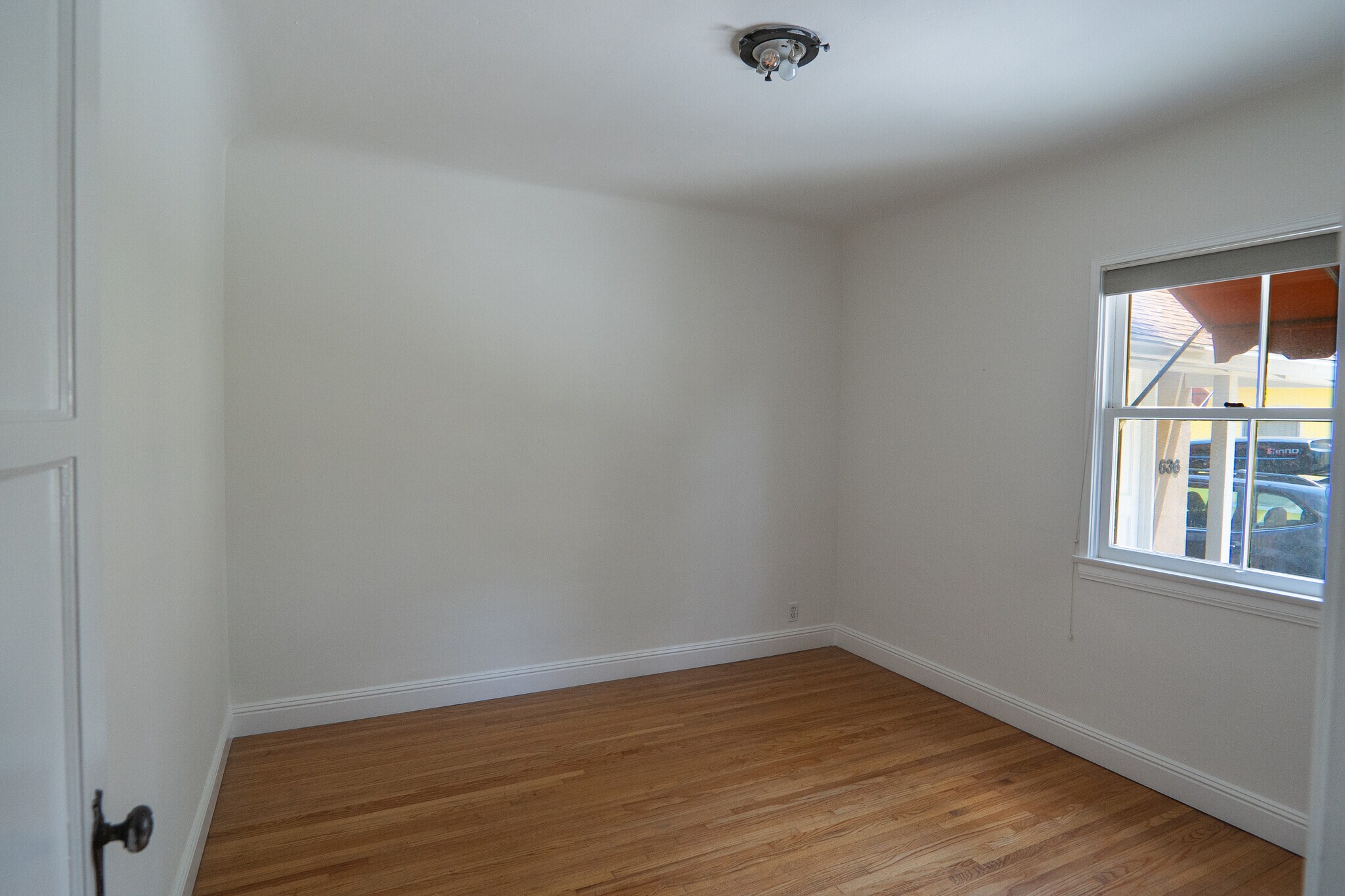 Building Photo - 638 N Gardner St