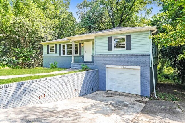 Building Photo - $1300! 3Bed/1Bath in Center Point! Available Soon! Cheers to 250 years—celebrate with limited-tim...