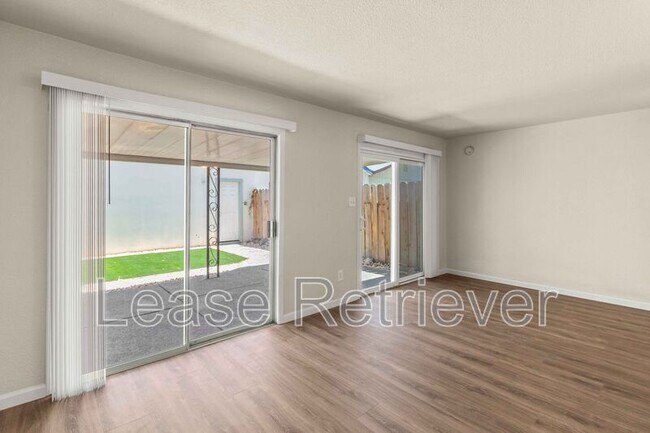 Building Photo - 850 Sequoia Blvd