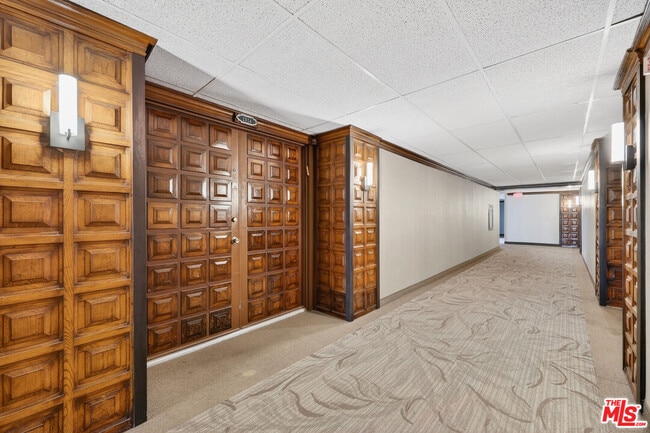 Building Photo - 10535 Wilshire Blvd