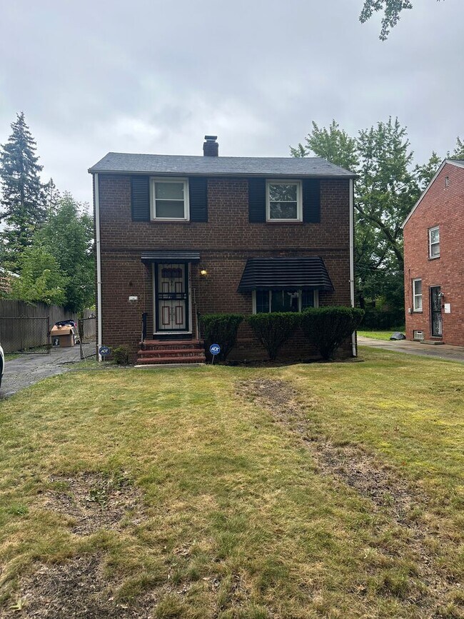 Building Photo - Single family for rent