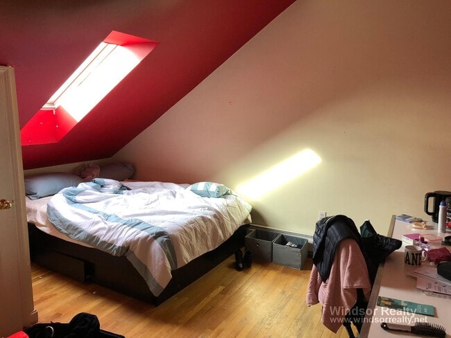 Building Photo - 650 Cambridge St