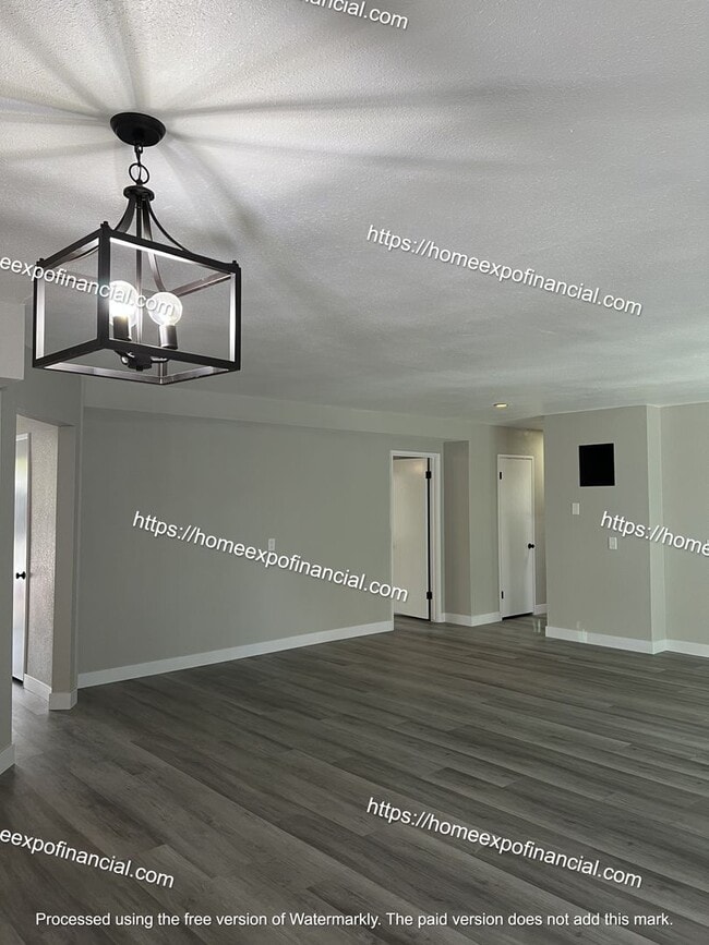 Building Photo - 12853 6th St