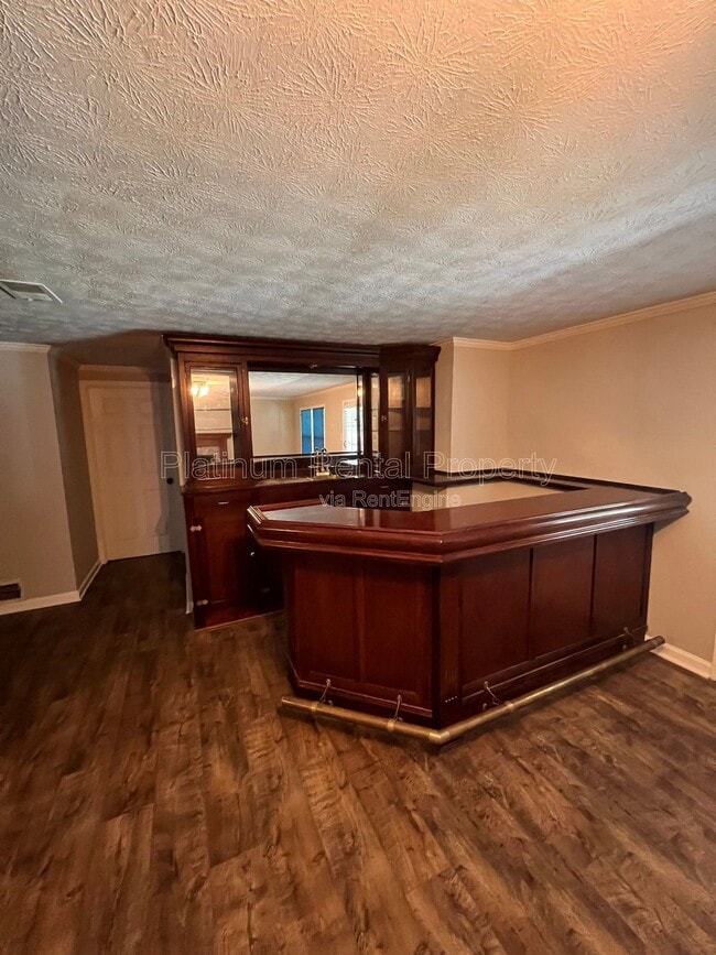Building Photo - 467 Lees Trace SW