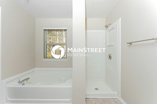 Building Photo - 2055 Harvest Cir