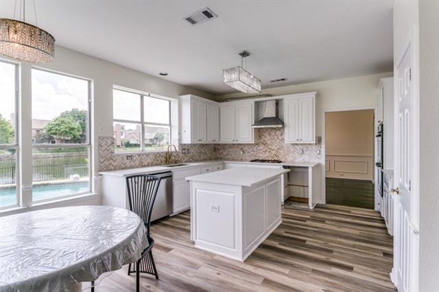 Building Photo - 755 Greenway Dr