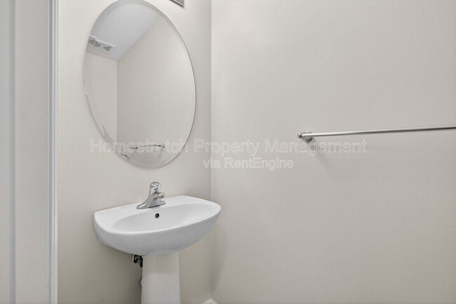 Building Photo - 425 Spring Trce