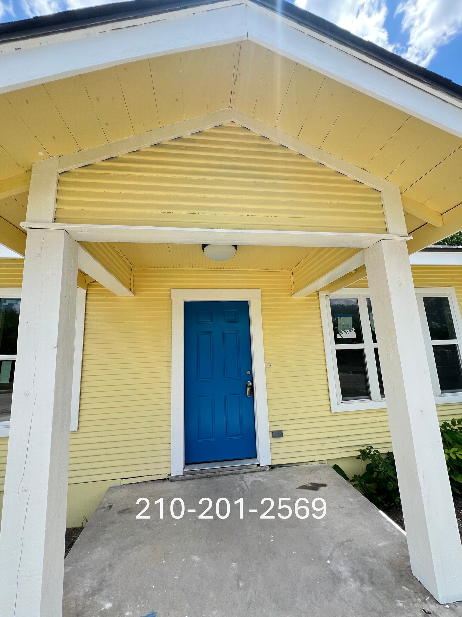 Building Photo - 1106 W Ridgewood Ct