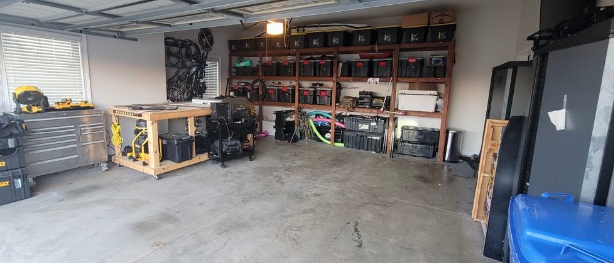 Building Photo - 745 Glennbrooke Blvd