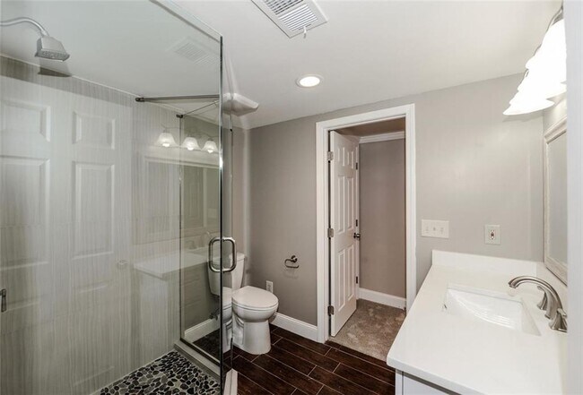 Building Photo - 515 Abbotts Hill Ln