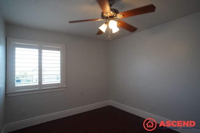 Building Photo - Stunning Home in Rosedale Area!