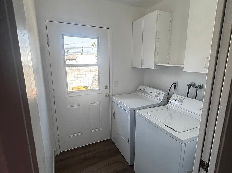 Building Photo - 4350 Filhurst Ave