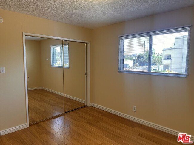 Building Photo - 5411 S Centinela Ave