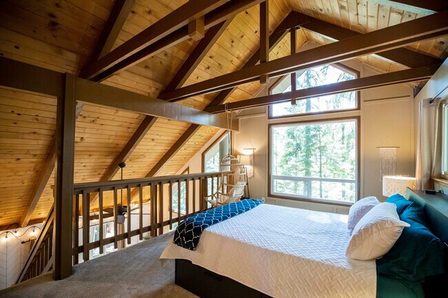 Building Photo - 6563 Onyx Trl
