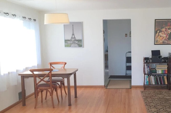 Building Photo - 4115 48th Ave S