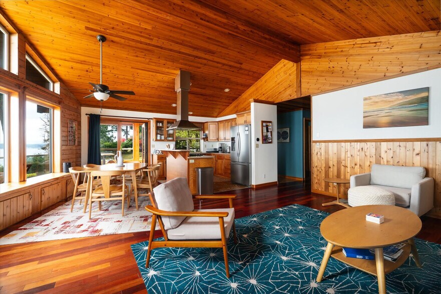 Building Photo - 3159 Saratoga Rd