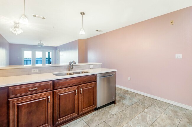 Building Photo - 1409 US-98