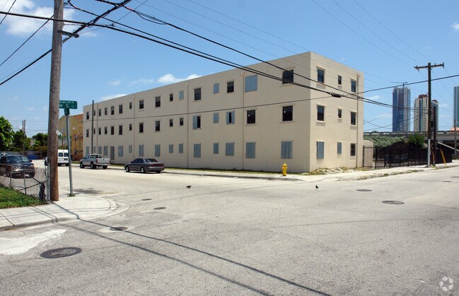 Building Photo - 365 NW 8th St