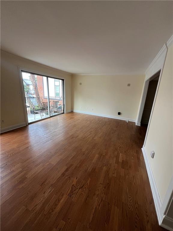 Building Photo - 6851 Roswell Rd